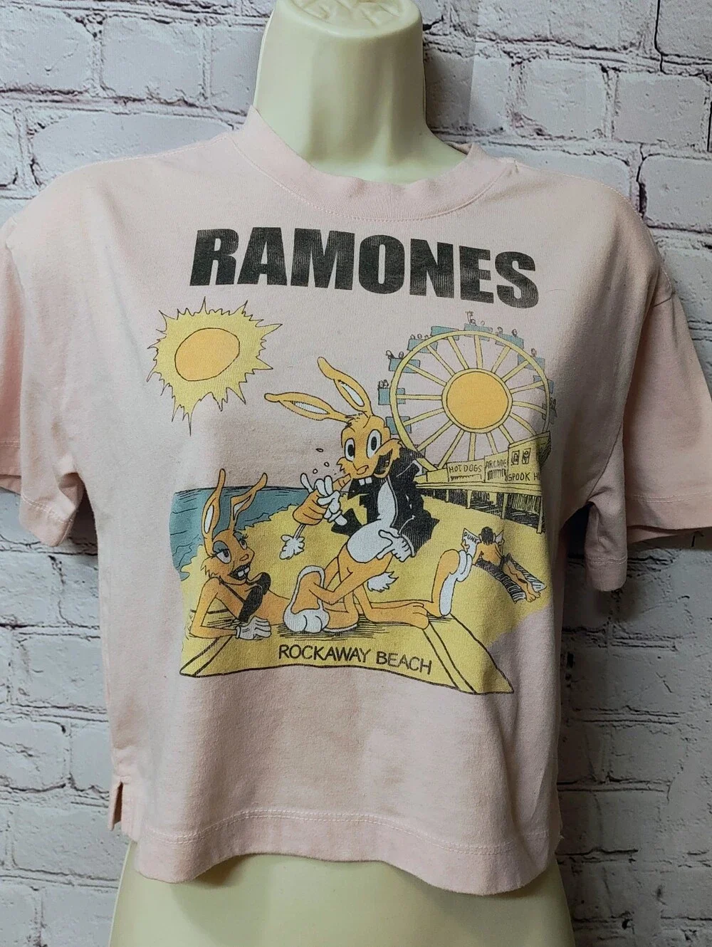 Ramones Teen Size 12 Gap Rockaway Pink Tee Shirt